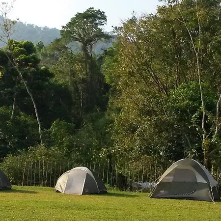 Hilamito Lodge Tela Kültér fotó