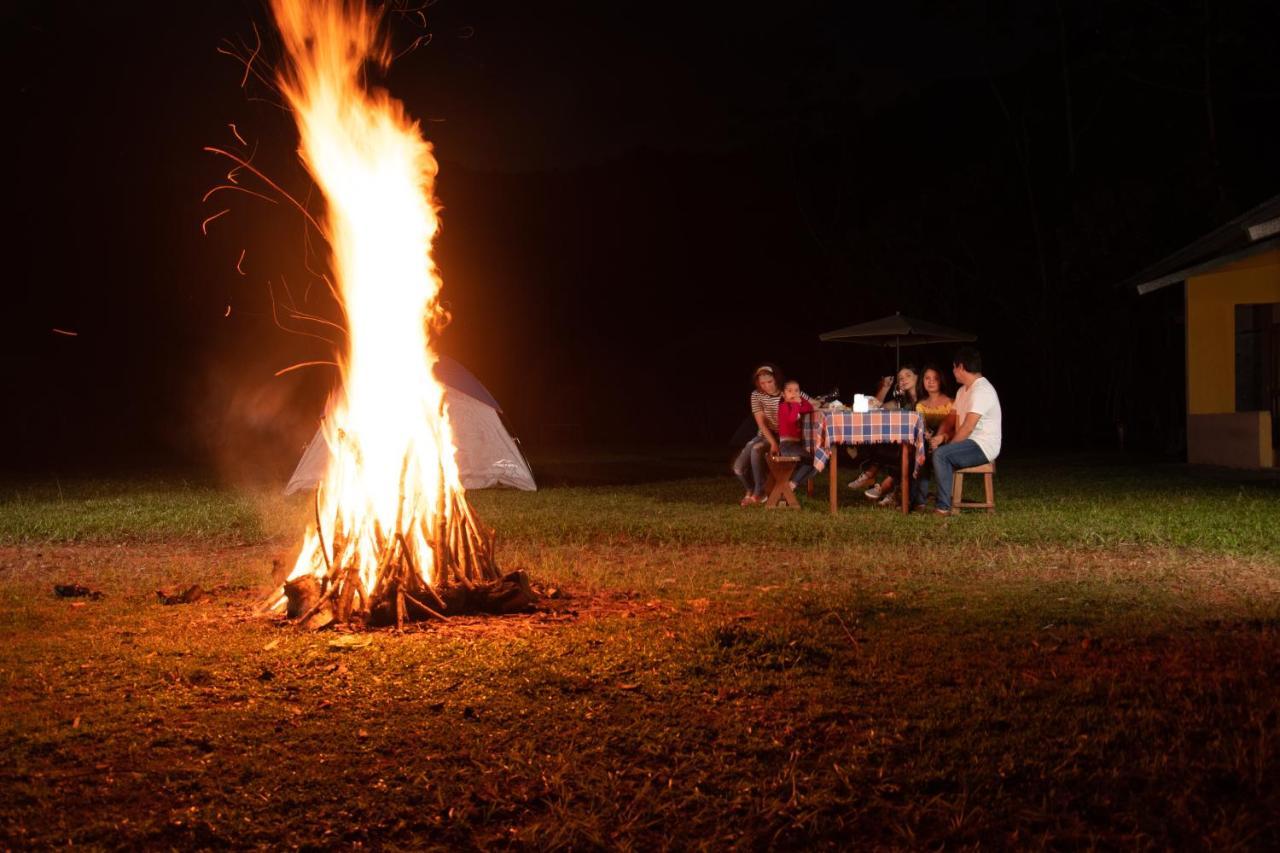 Hilamito Lodge Tela Kültér fotó