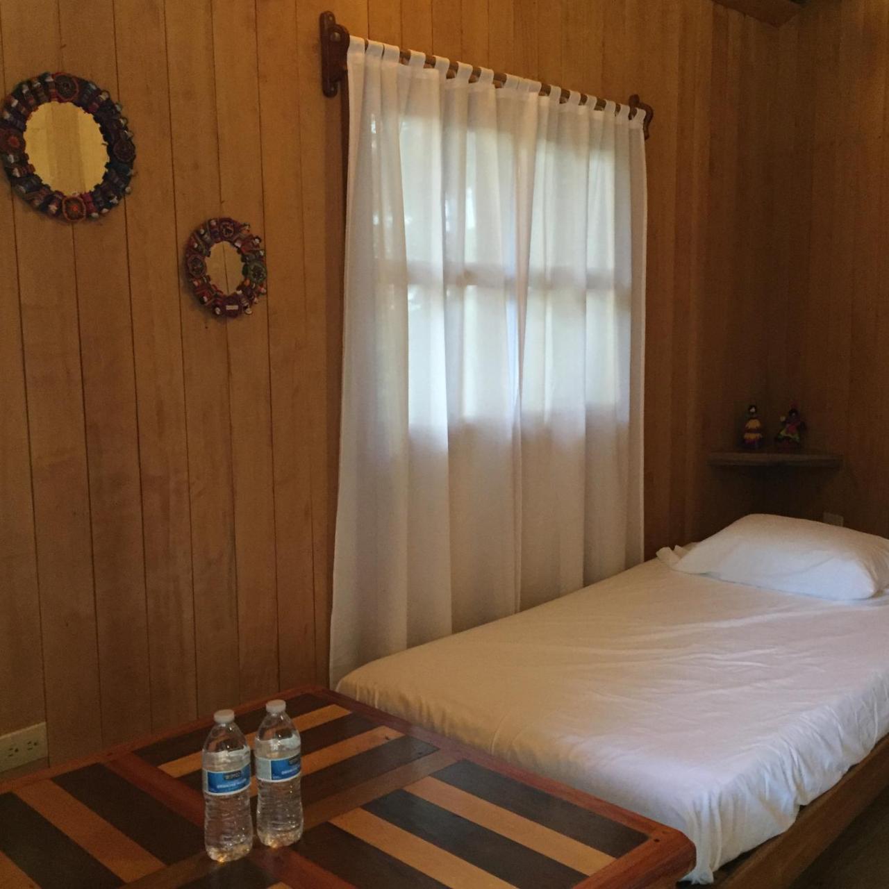 Hilamito Lodge Tela Kültér fotó
